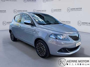Lancia Ypsilon 1.0 FireFly Hybrid Alberta Ferretti