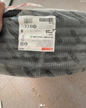 2 corrugati circa 50 mt cadauno da 20 e 25
