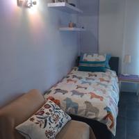 Stanza ampia in appartamento tranquillo