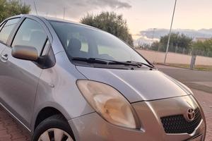 Toyota Yaris 1.0 Benzina