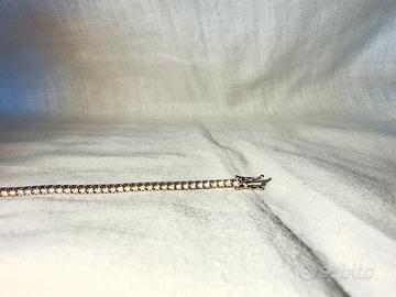Bracciale tennis e diamanti