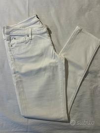 Pantaloni bianchi GUESS skinny