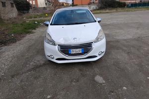 peugeot 208 allure 2012