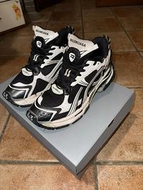 Balenciaga runner