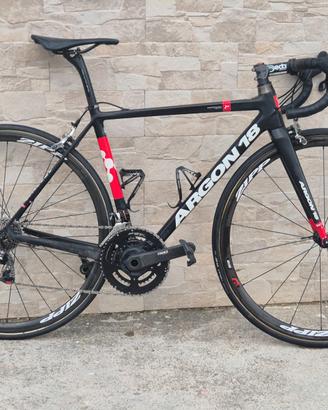 Bicicletta da corsa carbonio