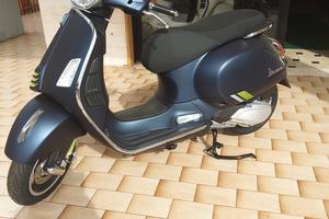 Piaggio Vespa 310 super tech