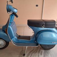 Vespa PX 200E