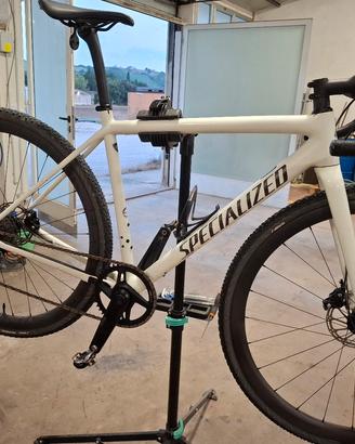 bicicletta specialized da ciclocross ,gravel