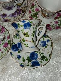 TAZZINE INGLESI FILO ORO  ROYAL ENGLAND 12+12 