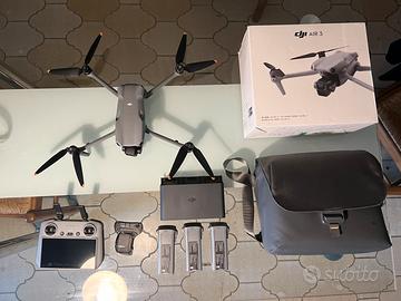 DJI Air 3 Fly More Combo con DJI RC 2