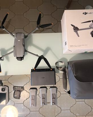 DJI Air 3 Fly More Combo con DJI RC 2