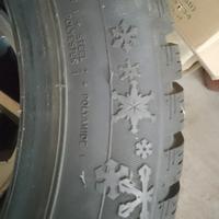 Gomme 185/55/15 4 stagioni ..