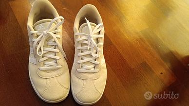 Adidas beige praticamente nuove