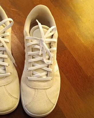 Adidas beige praticamente nuove