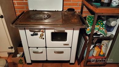 Cucina economica a legna 