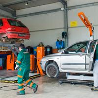 Meccanico autodemolizione 