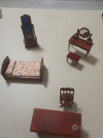 accessori per casa delle bambole