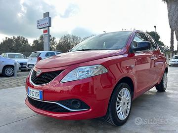 LANCIA Ypsilon 1.2 69 CV 5p. Platinum