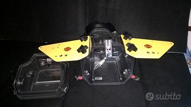 custodia per telecamere subacquee