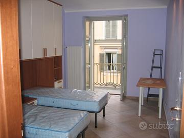 1 posto letto in camera doppia in centro-via bava