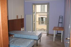 1 posto letto in camera doppia in centro-via bava