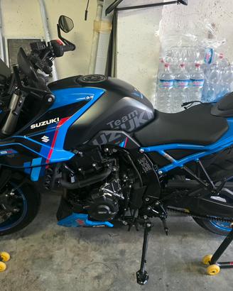 suzuki gsx 8s team suzuki 