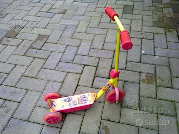 Monopattino a tre ruote Cuccioli Cercamici