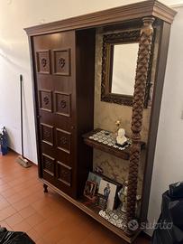 Mobile da Ingresso Vintage in Legno Intagliato