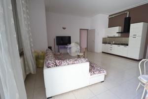 6 LOCALI A CASTEL D'ARIO