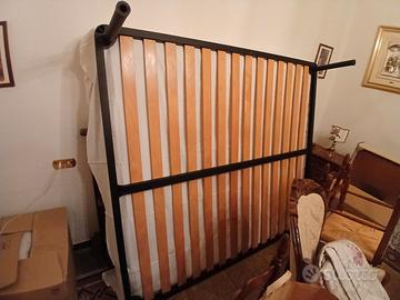 Letto matrimoniale 