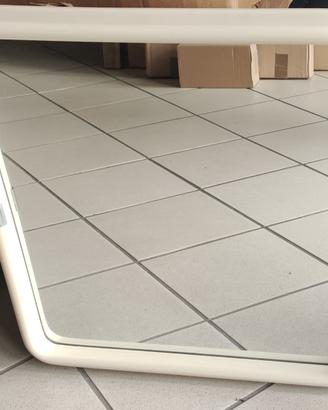 SPECCHIO QUADRATO CON CORNICE IN PLASTICA
