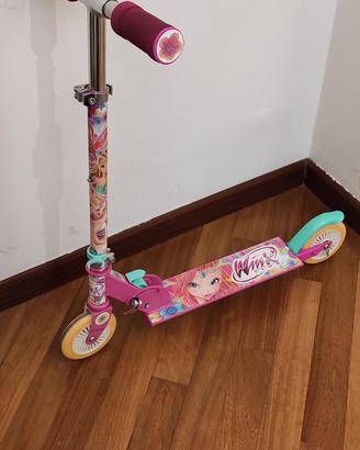 Monopattino Winx