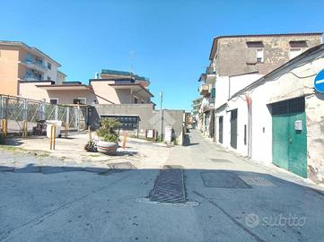 2 LOCALI A SANT'ANASTASIA