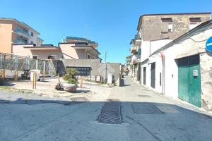 2 LOCALI A SANT'ANASTASIA