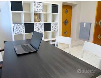 Stanza ad uso ufficio