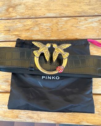Cintura nera con stemma dorato e coccinella Pinko