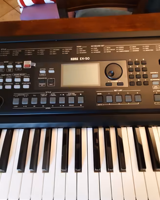 EK-50 Tastiera Arranger KORG