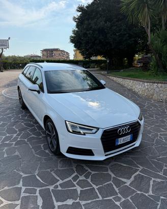 Audi A4 Avant 2.0 TDI 150 CV ultra Business Sport