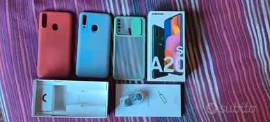 Samsung A20s scatola e cuffie nuove + 3 cover