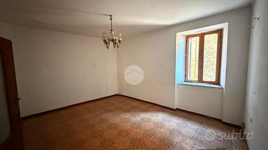 CASA SEMINDIPENDENTE A SELLERO