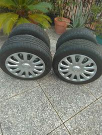 Pneumatici invernali+cerchi 15' Ford Fiesta 2011