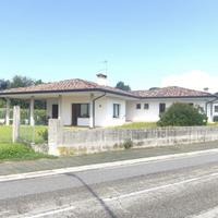 Villa indipendente tricamere con giardino