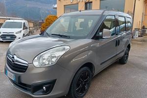 Opel Combo 1.6 CDTi 7 POSTI