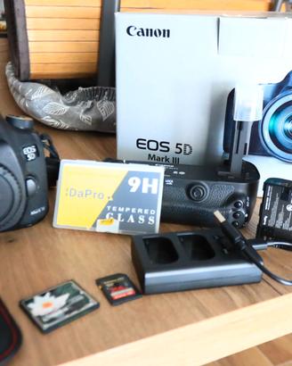Canon 5D Mark iii completa con scatola
