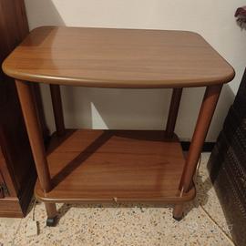 mobiletto porta TV/stampante con ruote 