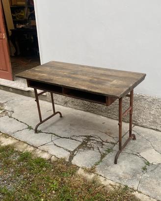 Tavolo /scrivania da lavoro