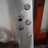 colonna doccia idromassaggio 