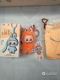 Popmart Labubu Pin for Love - Lettera J