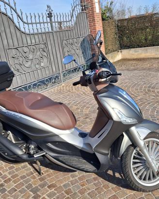 Scooter Piaggio Beverly 300