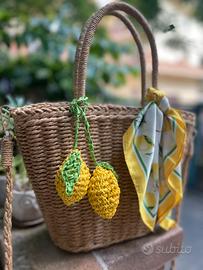 Bag charm ciondolo limoni di rafia all’uncinetto